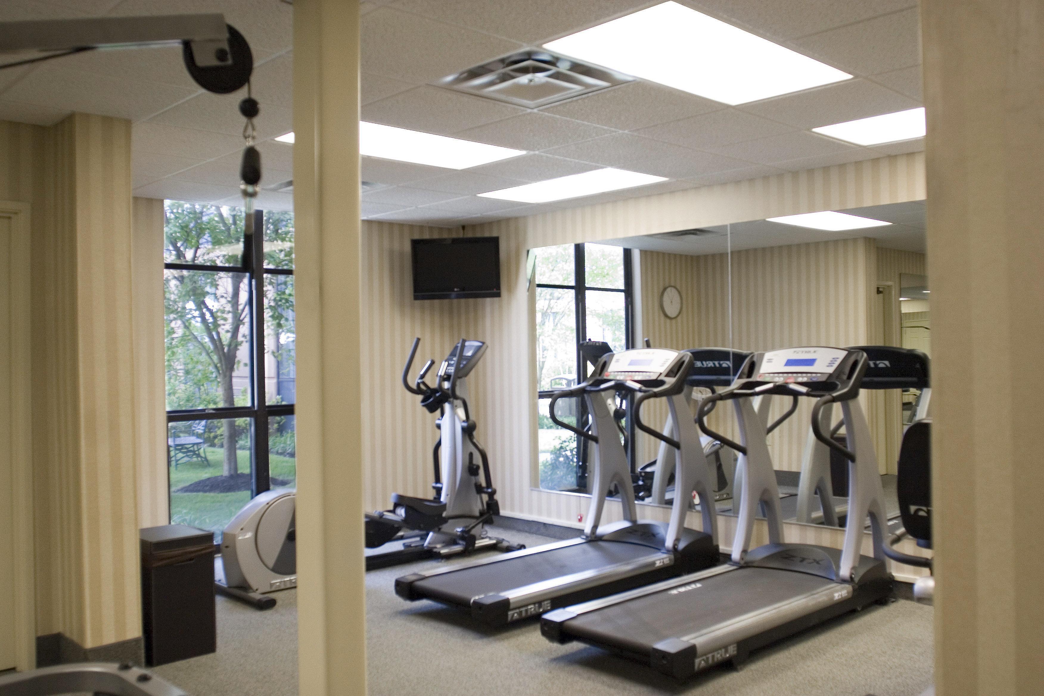 Staybridge Memphis-poplar Ave East By Ihg Hotel 2*